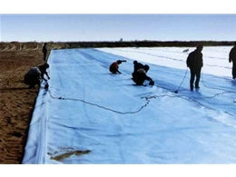 水庫復合膜焊接現場